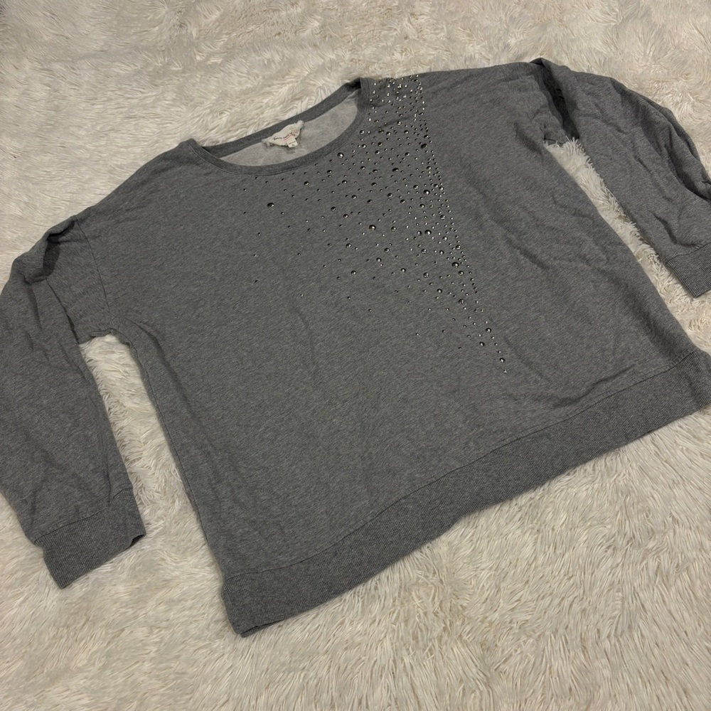 Two by Vince Camuto gray long sleeve silver studded oversized pull over size XL